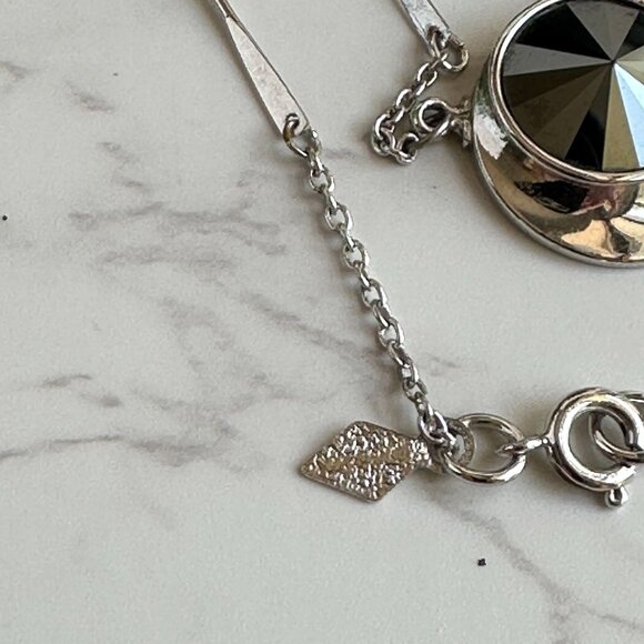 Sarah Coventry Silver Tone Necklace with Faceted Hematite Pendant Modernist Desi - Picture 7 of 9